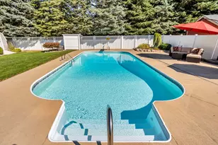 149 Springmill Dr, Jerome, MI 49249 - Photo 2