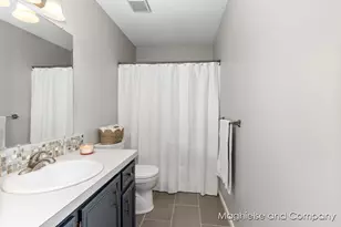 6165 Arroyo Vista Dr NE, Rockford, MI 49341 - Photo 12