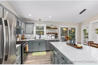 6165 Arroyo Vista Drive NE, Rockford, MI 49341 - Photo 6