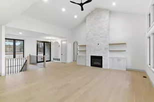 61121 Airpark Ln, Mattawan, MI 49071 - Photo 8