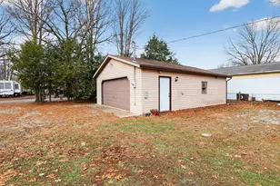 70070 Kenmore Dr, Edwardsburg, MI 49112 - Photo 30