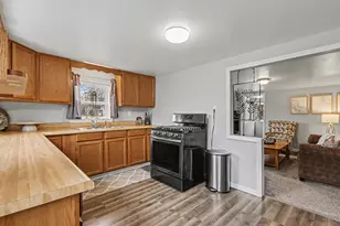 2919 McKinley St, Kalamazoo, MI 49004 - Photo 6