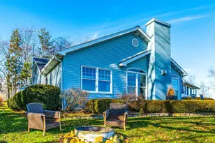 51479 Summit St, Paw Paw, MI 49079 - Photo 2