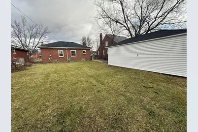 981 Harrison Boulevard, Lincoln Park, MI 48146 - Photo 12