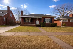 981 Harrison Blvd, Lincoln Park, MI 48146 - Photo 2