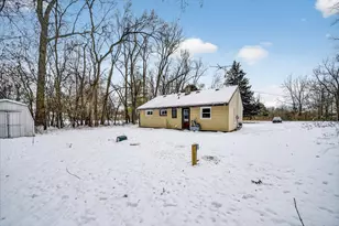 2370 Raby Rd, East Lansing, MI 48823 - Photo 20
