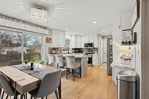 938 Hampden Rd, Muskegon, MI 49441 - Photo 6