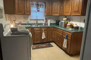 647 N 7th St, Niles, MI 49120 - Photo 12