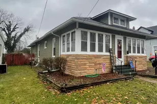 647 N 7th St, Niles, MI 49120 - Photo 2