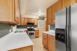 1922 Indian Rd, Portage, MI 49002 - Photo 6