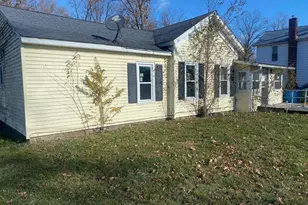 218 W Market St, Centreville, MI 49032 - Photo 2