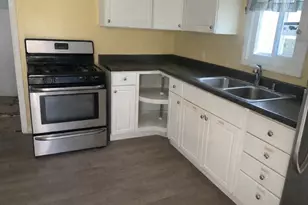 218 W Market St, Centreville, MI 49032 - Photo 4