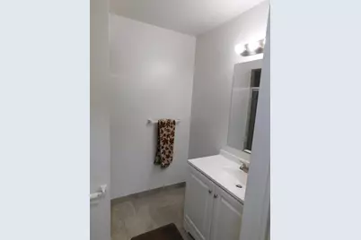 448 Fox Hills Drive S #3, Bloomfield Hills, MI 48304 - Photo 18