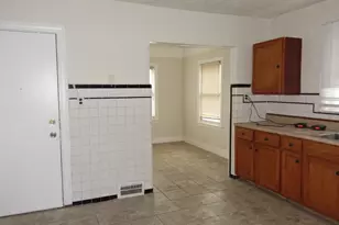 8205 E Outer Dr E, Detroit, MI 48213 - Photo 6