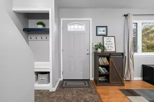 224 Wallace Dr, Saline, MI 48176 - Photo 8