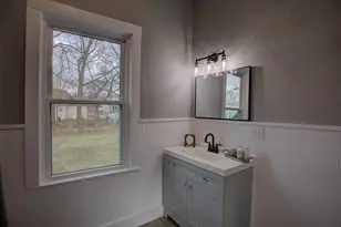 357 Cooper St, Jackson, MI 49201 - Photo 20