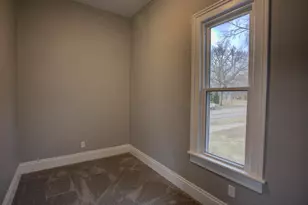 357 Cooper St, Jackson, MI 49201 - Photo 32