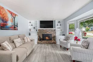 2521 Chassell St SW, Wyoming, MI 49519 - Photo 6