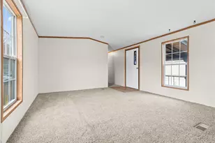 323 Oak Ridge St, Mason, MI 48854 - Photo 6