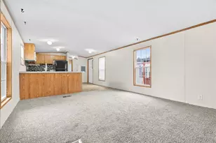 323 Oak Ridge St, Mason, MI 48854 - Photo 8