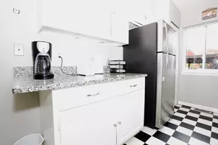 1616 Washtenaw Ave, Ypsilanti, MI 48197 - Photo 6