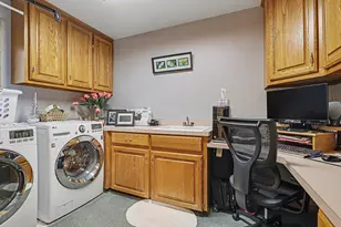 1230 Lynn Dr, Middleville, MI 49333 - Photo 6