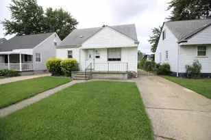 26095 Pattow St, Roseville, MI 48066 - Photo 1