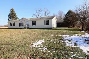 1767 Flanders Rd, Charlotte, MI 48813 - Photo 46