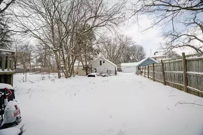 919 Princeton Avenue, Lansing, MI 48915 - Photo 12