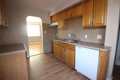 8451 Lozier Avenue, Warren, MI 48089 - Photo 8