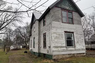 427 Monroe St, Marshall, MI 49068 - Photo 14