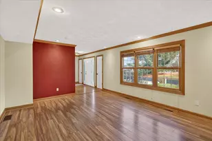 140 Shadowood Ln, Battle Creek, MI 49014 - Photo 6