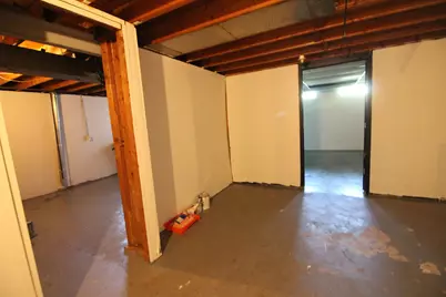 34740 Beaconsfield Street, Clinton Twp, MI 48035 - Photo 8