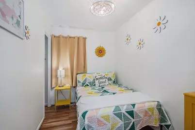 809 Kalamazoo Street, South Haven, MI 49090 - Photo 8