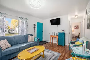 809 Kalamazoo St, South Haven, MI 49090 - Photo 2