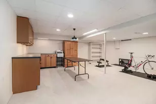 1677 Pond Shore Dr, Ann Arbor, MI 48108 - Photo 24