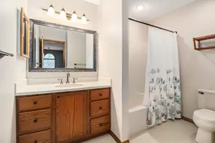 1677 Pond Shore Dr, Ann Arbor, MI 48108 - Photo 22