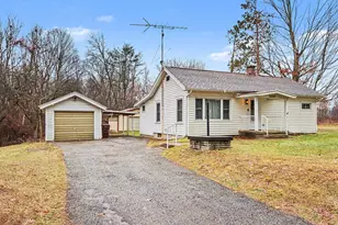 3014 Bowne Rd, Battle Creek, MI 49017 - Photo 2