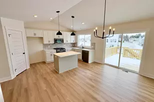 7341 Graymoor St SE, Caledonia, MI 49316 - Photo 2