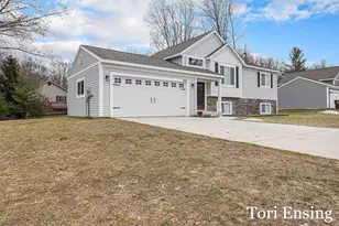 8802 Huron Dr, Howard City, MI 49329 - Photo 2