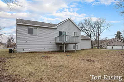 8802 Huron Drive, Howard City, MI 49329 - Photo 28
