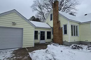 4018 Plymouth Dr, Norton Shores, MI 49441 - Photo 4