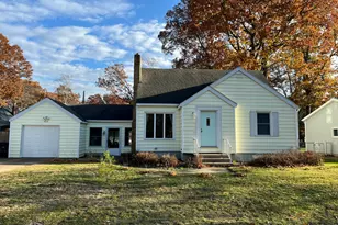 4018 Plymouth Dr, Norton Shores, MI 49441 - Photo 2