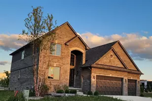3110 Raffler Dr, Rochester, MI 48307 - Photo 2