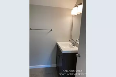 303 Potter Avenue, Ann Arbor, MI 48103 - Photo 16