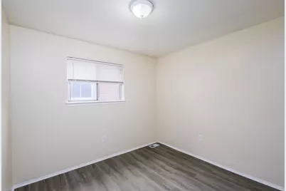 11203 Toepfer Road, Warren, MI 48089 - Photo 12