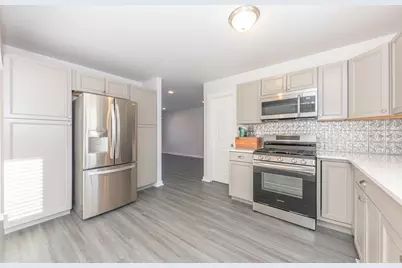 38393 Mason Street, Livonia, MI 48154 - Photo 10