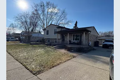 39825 Wolo Court, Clinton Twp, MI 48038 - Photo 2