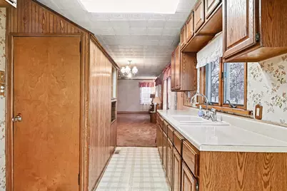 735 Royal Drive, Jackson, MI 49202 - Photo 10