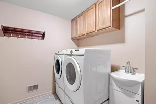 350 Huntington Dr, Saline, MI 48176 - Photo 22